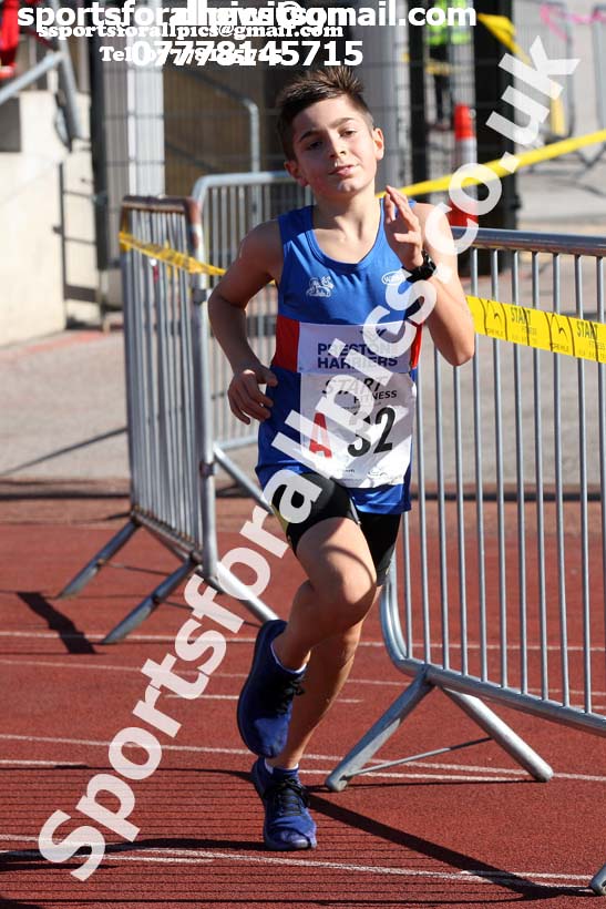 Boys under-13s  Northern 3 Stage Road Relay, SportsCity, Manchester. Photo: David T. Hewitson/Sports for All Pics